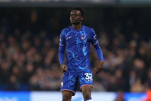 邮报：迹象表明乔治被允许离开切尔西，他正在权衡各种选择