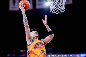 12中9砍赛季新高22分!媒体人:张镇麟打老对手广东 有点说法啊