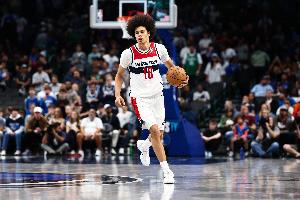 奇才第三节火力全开&以38-26净胜快船12分 以7分分差进入末节决战