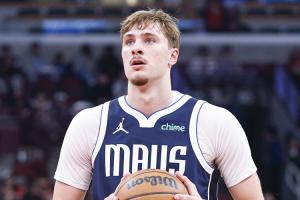 弗拉格崴脚伤退！马绍尔：还没来得及和他聊 希望他一切都好