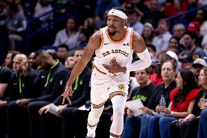 G联盟前队友格拉汉姆:布朗尼属于NBA 人们批评他只因他的名字