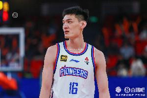 CBA锡伯杜？天津男篮超短轮换4个首发打满半场 犯规太多才肯换人