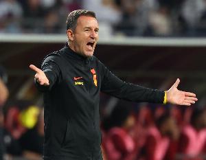 扬科维奇:他拿着我的剧本啊!国足亚洲杯也532防反,2平1负出局