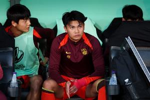 此前仅踢5分钟！蒯纪闻U23亚洲杯首次先发，此前1次替补1次未登场