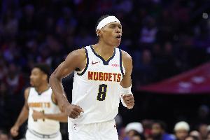 周最佳发力！佩顿·沃特森上半场7中4得11分3板