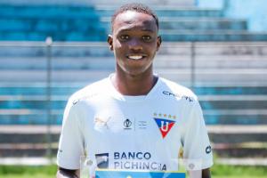 世体：巴萨全世界搜寻人才，试训17岁的厄瓜多尔中场新星卡斯蒂略