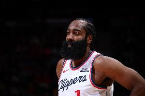 吧友们来谈谈看法!哈登带快船走出泥潭 现在好起来了为啥要走?