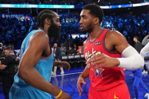 如今联手！18和19年哈登曾连续两年在季后赛4-1淘汰米切尔