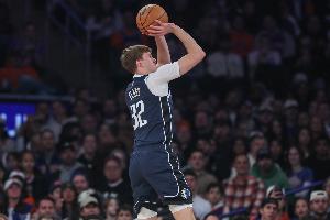 猛虎下山！弗拉格三场比赛合砍119分 赛季场均分首次突破20+