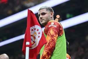 记者：加拉塔萨雷从未要价1500万欧，斯帕莱蒂拒绝签下伊卡尔迪