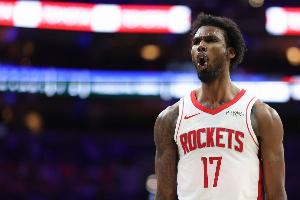 队记:公牛一直尝试交易得到火箭球员伊森 但已多次被告知没戏