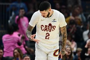 被送往爵士！朗佐·鲍尔本季薪资1000万 下赛季是1000万球队选项