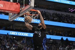 解说：看到奇才能重塑浓眉价值 明年把他卖出比这次更高的价值