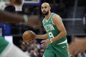 下起三分雨！凯尔特人外线连中三球打停火箭 分差16分