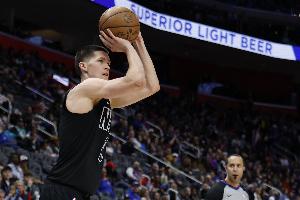 生涯新高！8号秀杰明12中8&6记三分拿下26分4板2助