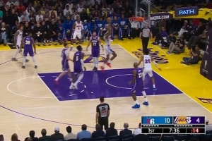 这都啥防守!埃奇库姆借掩护突破轻松双手飞扣 湖人全员目送