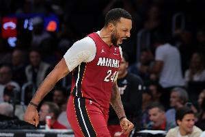 明天热火客战绿军 鲍威尔不在伤病名单可以出战 维金斯也能打