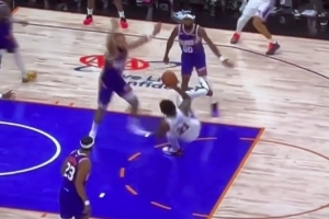 太阳记者晒恩比德夸张假摔：丢人 你永远都进不了东决是有原因的