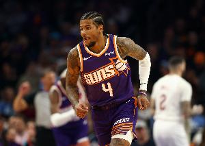 杰伦·格林：我很高兴这场能打到最后 这个赛季无法出战挺难熬的