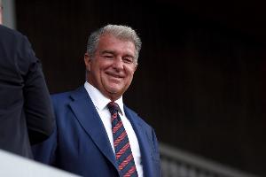 每体谈巴萨选举：其他候选人想挑战拉波尔塔，就应团结反对派力量