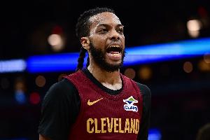 弗兰克：加兰脚趾扭伤已无大碍基本康复 会让他完全康复再复出