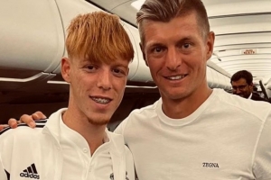 库卡隆：因重伤做了五次手术，术后无法弯曲膝盖就知道告别足球了